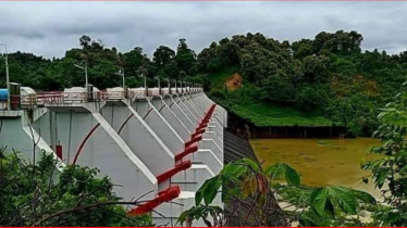 কাপ্তাই হ্রদের পানি বিপৎসীমায় , খোলা হলো বাঁধের ১৬টি জলকপাট