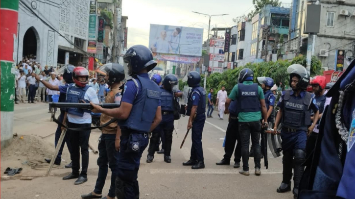 ফেনীতে নাশকতার দুই মামলায় গ্রেফতার ৭০