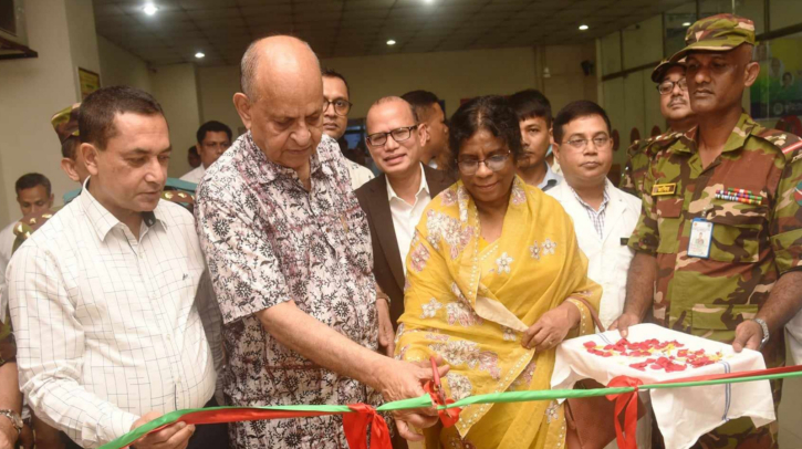 সরকারি হাসপাতালে সবকিছু বিনামূল্যে হবে : স্বাস্থ্যমন্ত্রী