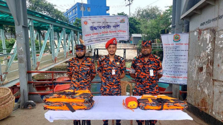 ঈদে ঘরমুখো মানুষের নিরাপত্তায় প্রস্তুত ফায়ার সার্ভিস