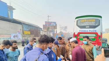 ঢাকা-চট্টগ্রাম মহাসড়কে পুলিশের তল্লাশি, ৪ বাস জব্দ